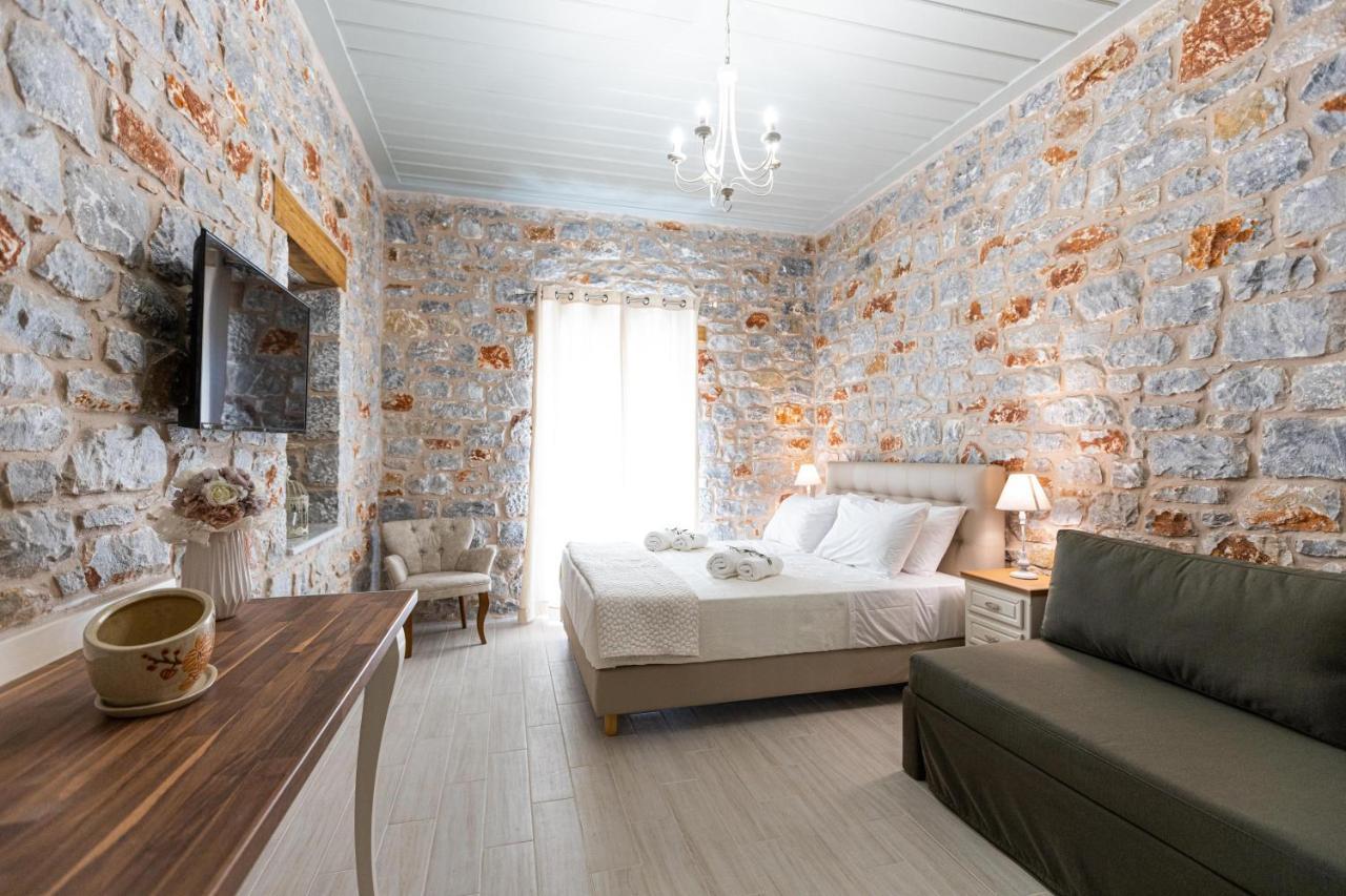 Elaianthos 2 Aparthotel Gythio Buitenkant foto