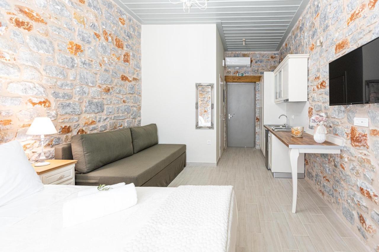 Elaianthos 2 Aparthotel Gythio Buitenkant foto
