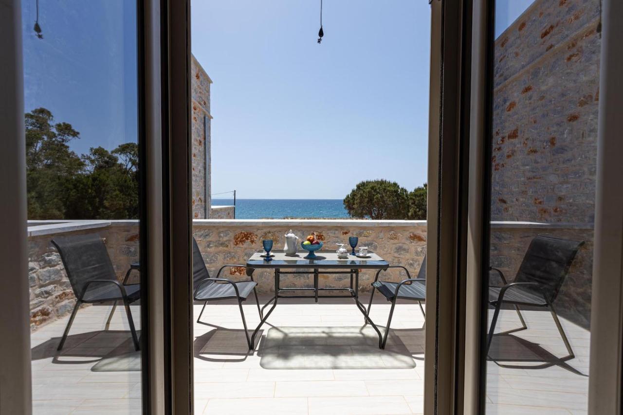Elaianthos 2 Aparthotel Gythio Buitenkant foto